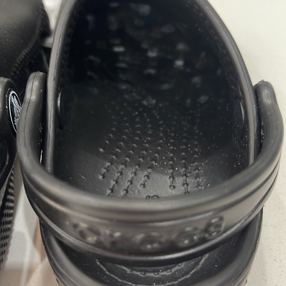 Kids classic black crocs - Picture 4 of 5